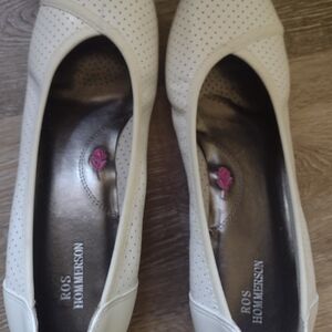 Ros Hommerson Women's White Perforated Leather Wedge shoes size 8